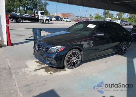 2019 Mercedes-Benz C 300 из США, поврежденный, VIN 55SWF8DB9KU288848